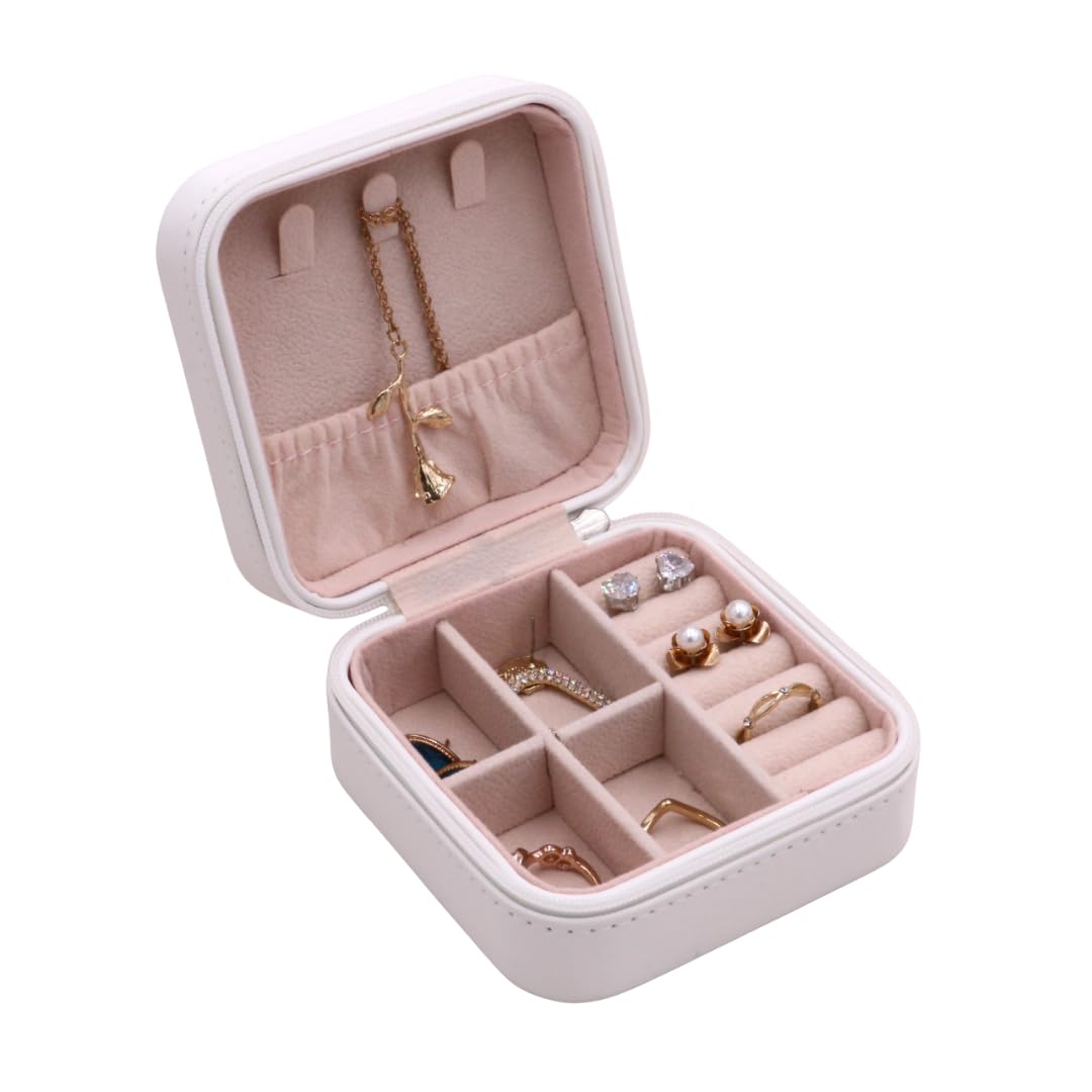 Personalized Jewelry Boxes For Women - PU Leather Travel Jewellery Box - Jewels Storage Box For Earring, Ring, Necklace - Bridesmaid Gifts For Girls PU Leather Jewelry Case (Pink with Name)